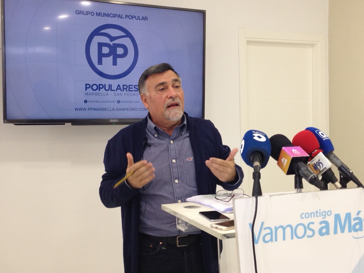 El PP reclama al tripartito que exija tres años de empadronamiento en Marbella para acceder al plan de empleo municipal